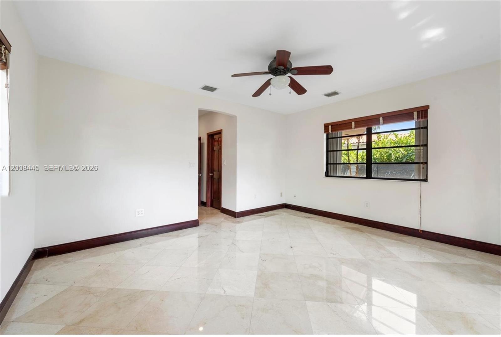 540 S Shore Dr Miami Beach, FL 33141