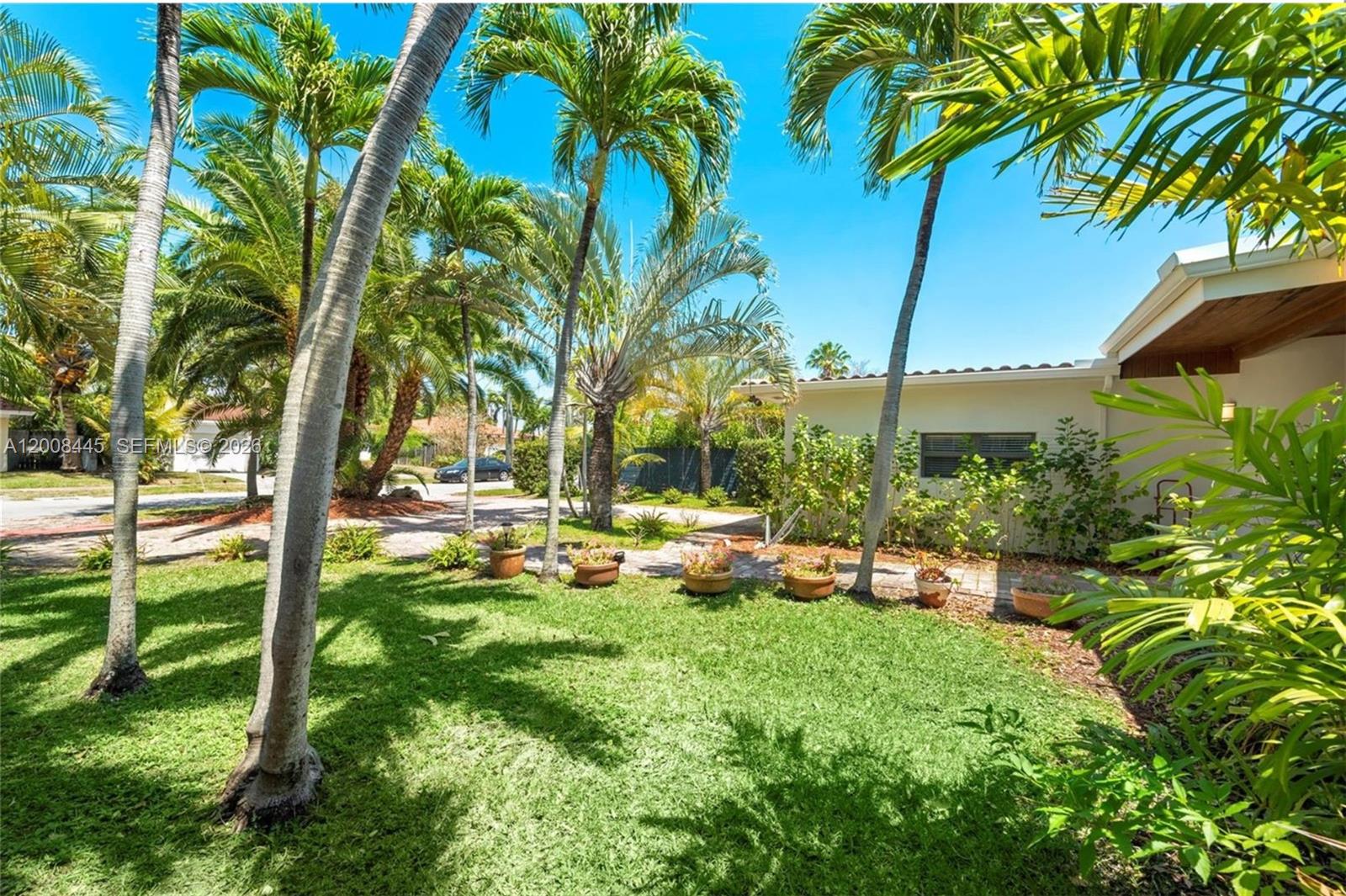 540 S Shore Dr Miami Beach, FL 33141