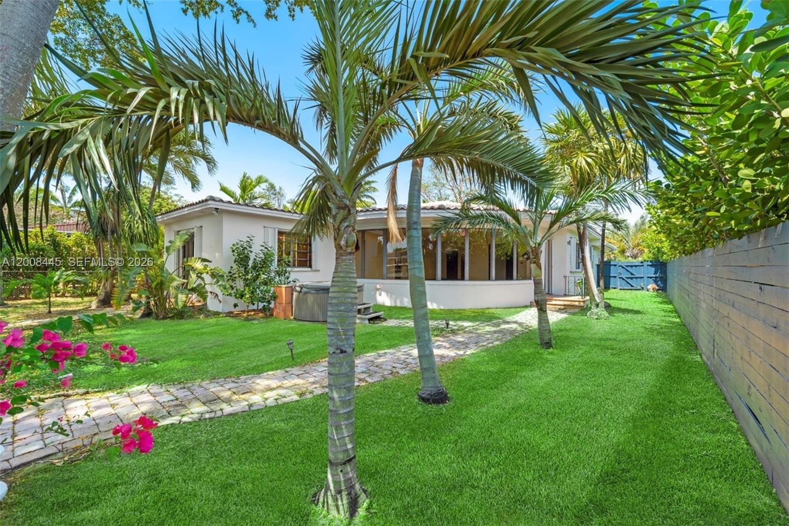 540 S Shore Dr Miami Beach, FL 33141