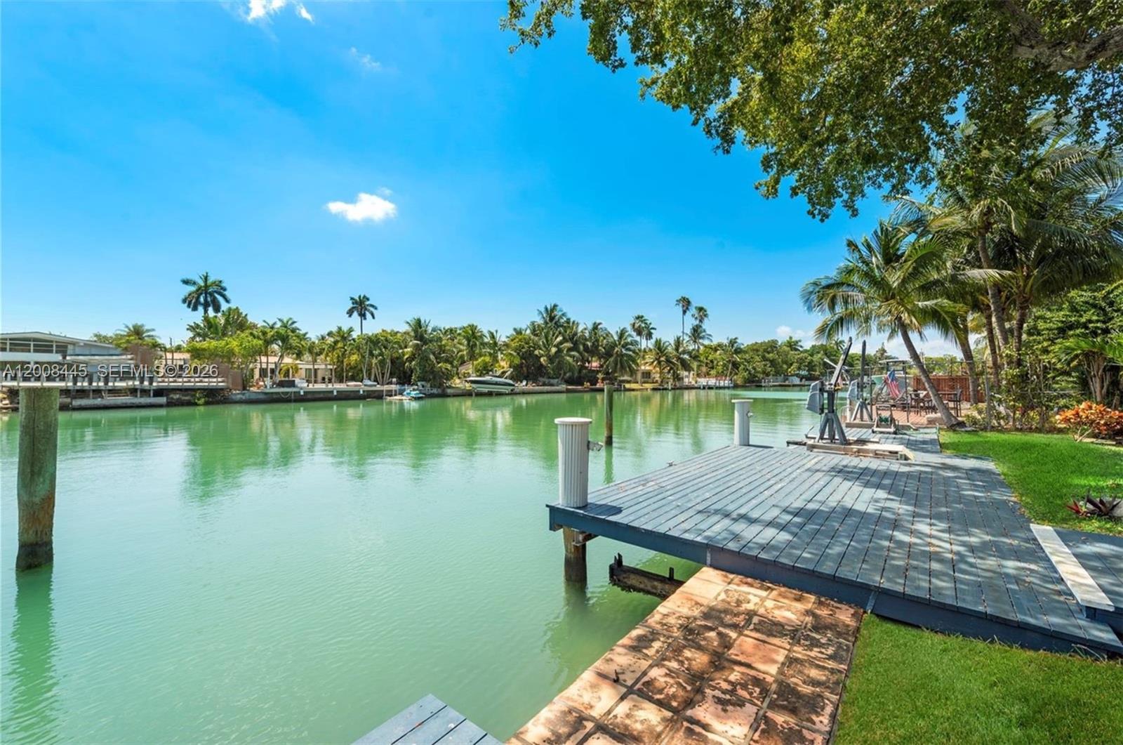 540 S Shore Dr Miami Beach, FL 33141