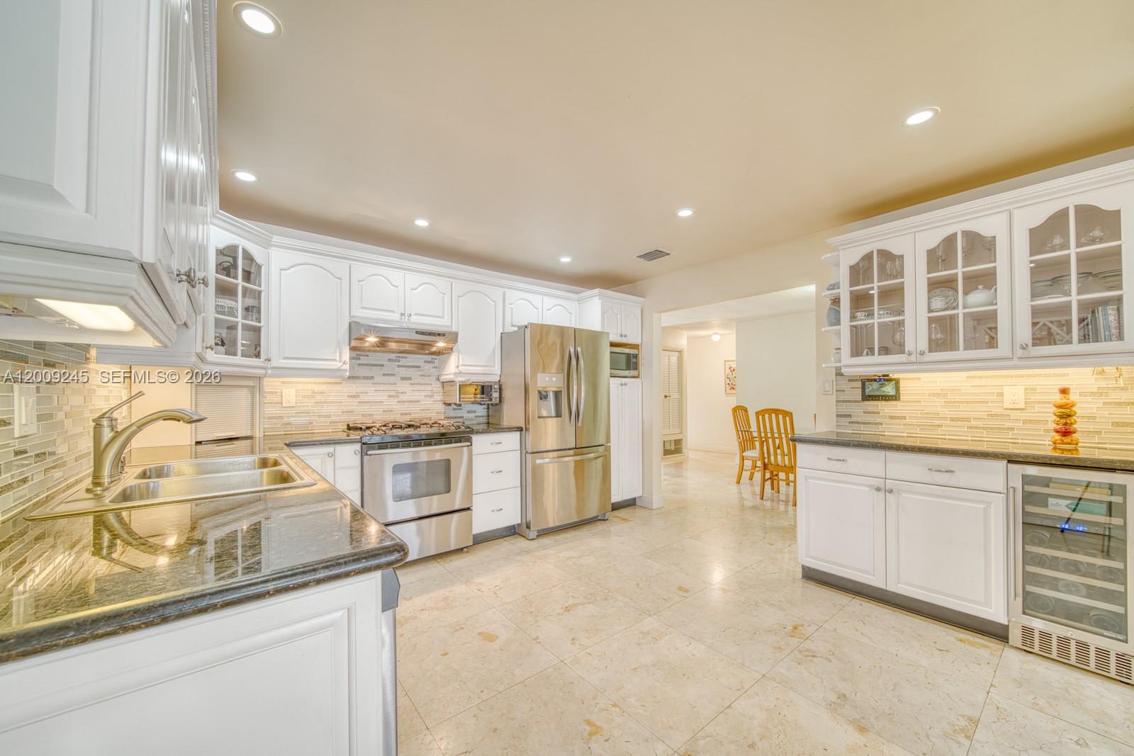 10641 SW 99th Ter Miami, FL 33176