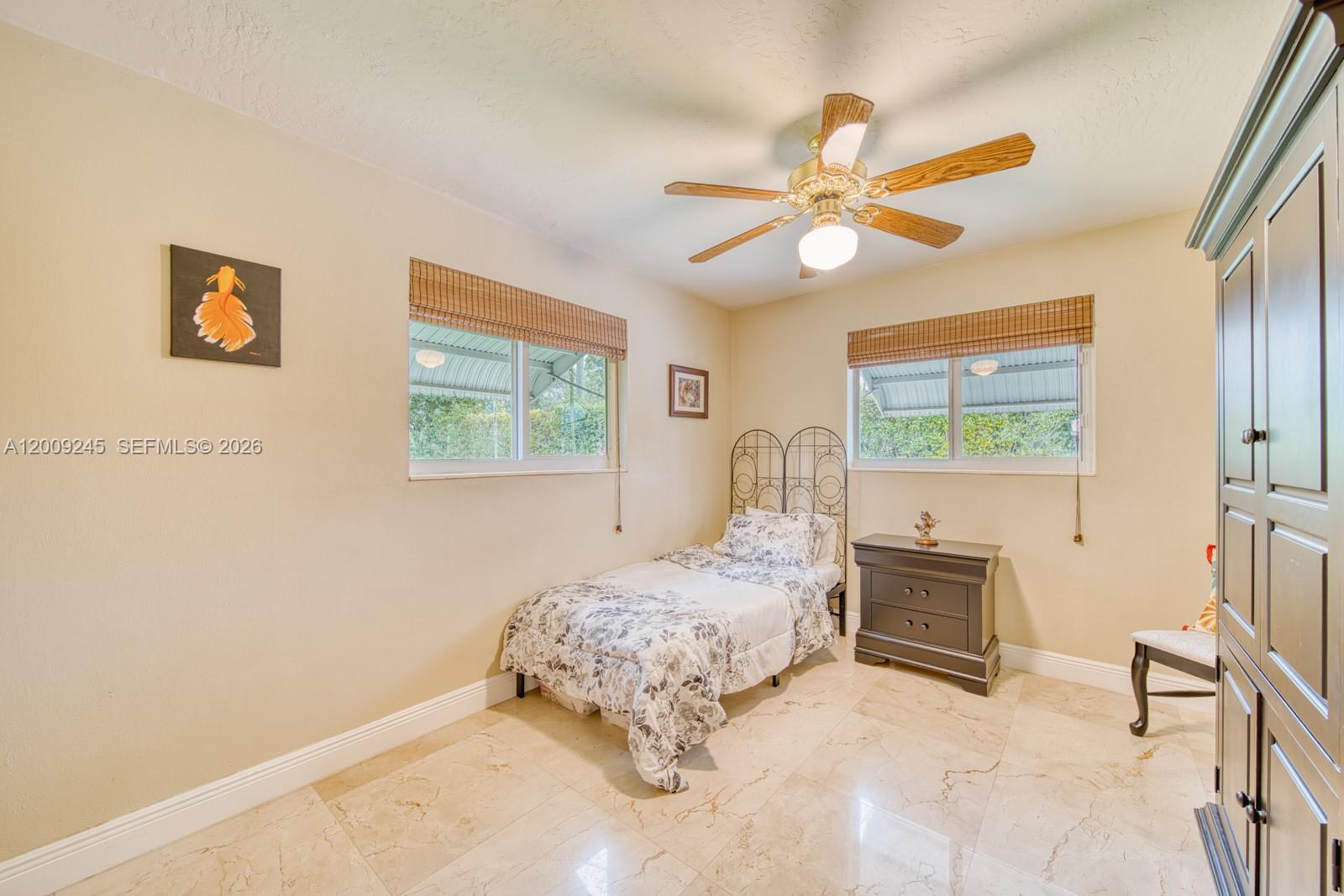10641 SW 99th Ter Miami, FL 33176