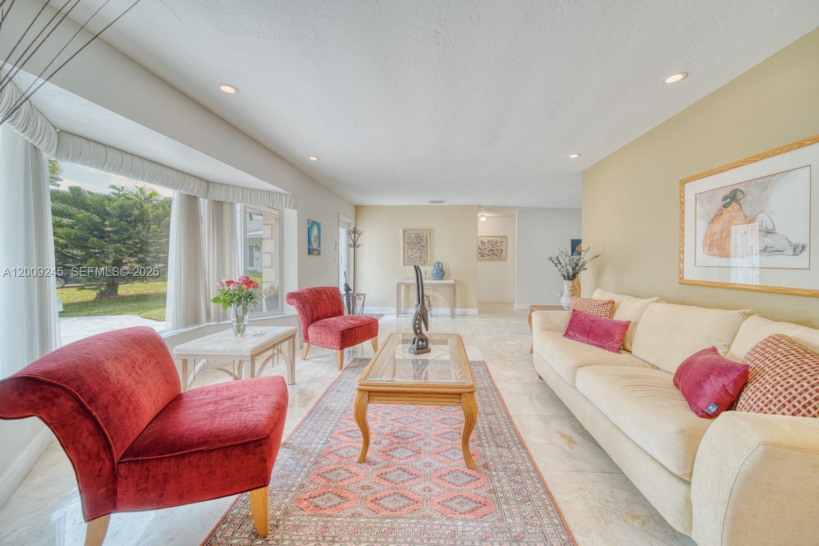 10641 SW 99th Ter Miami, FL 33176