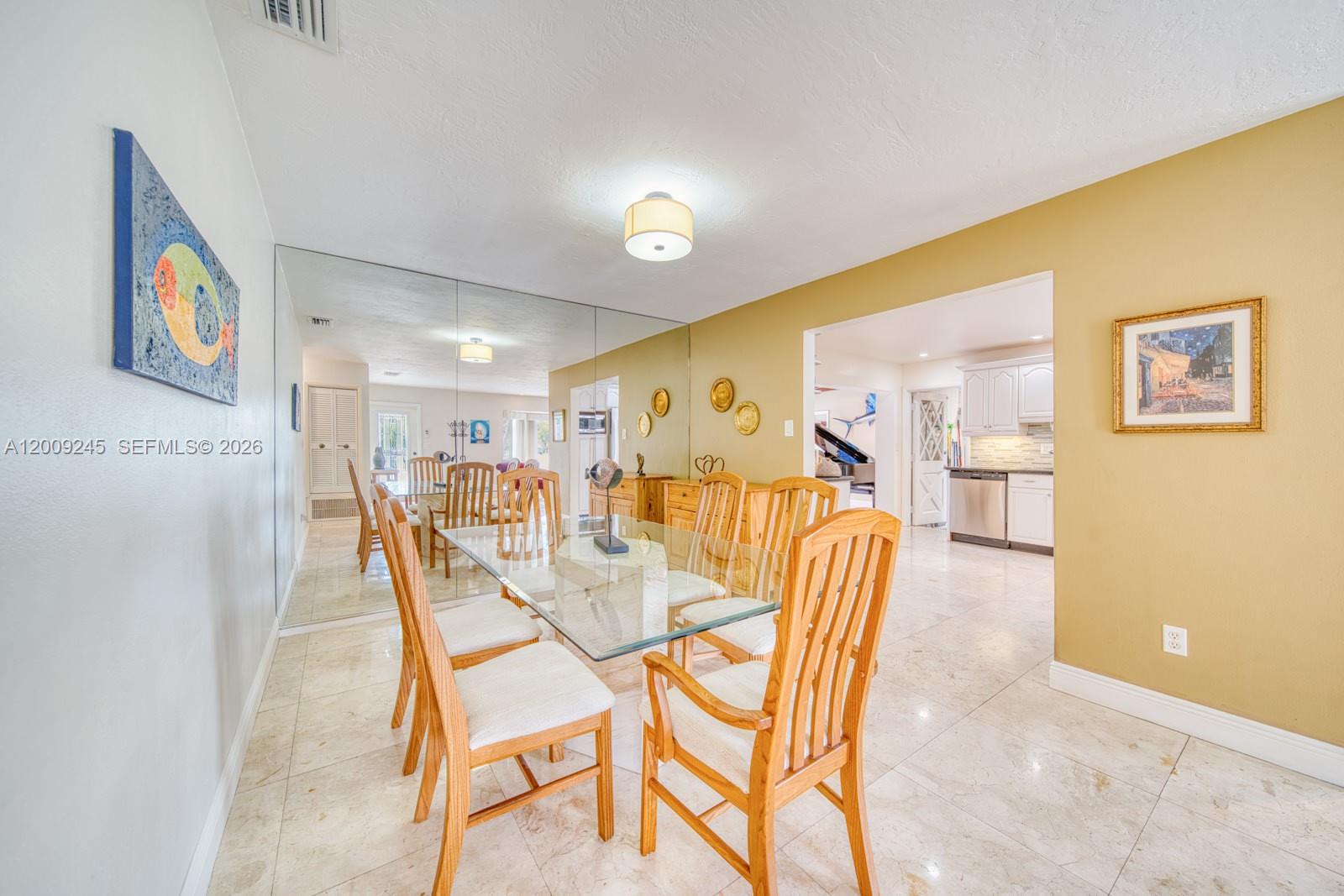 10641 SW 99th Ter Miami, FL 33176