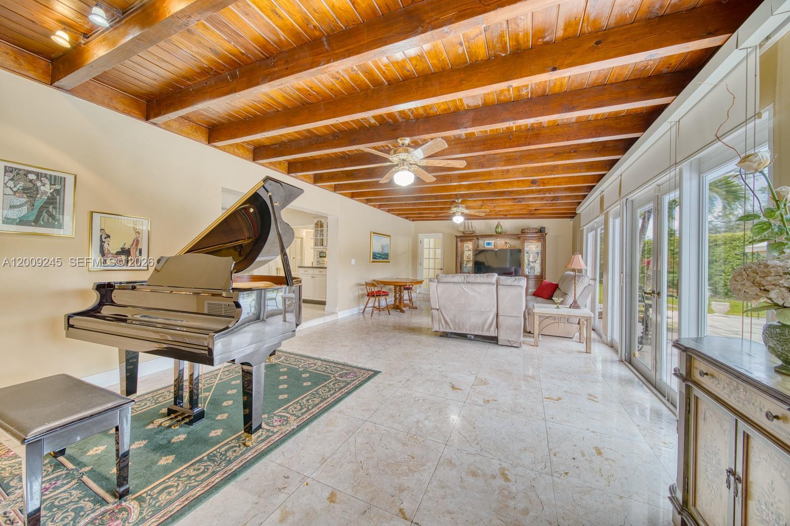 10641 SW 99th Ter Miami, FL 33176