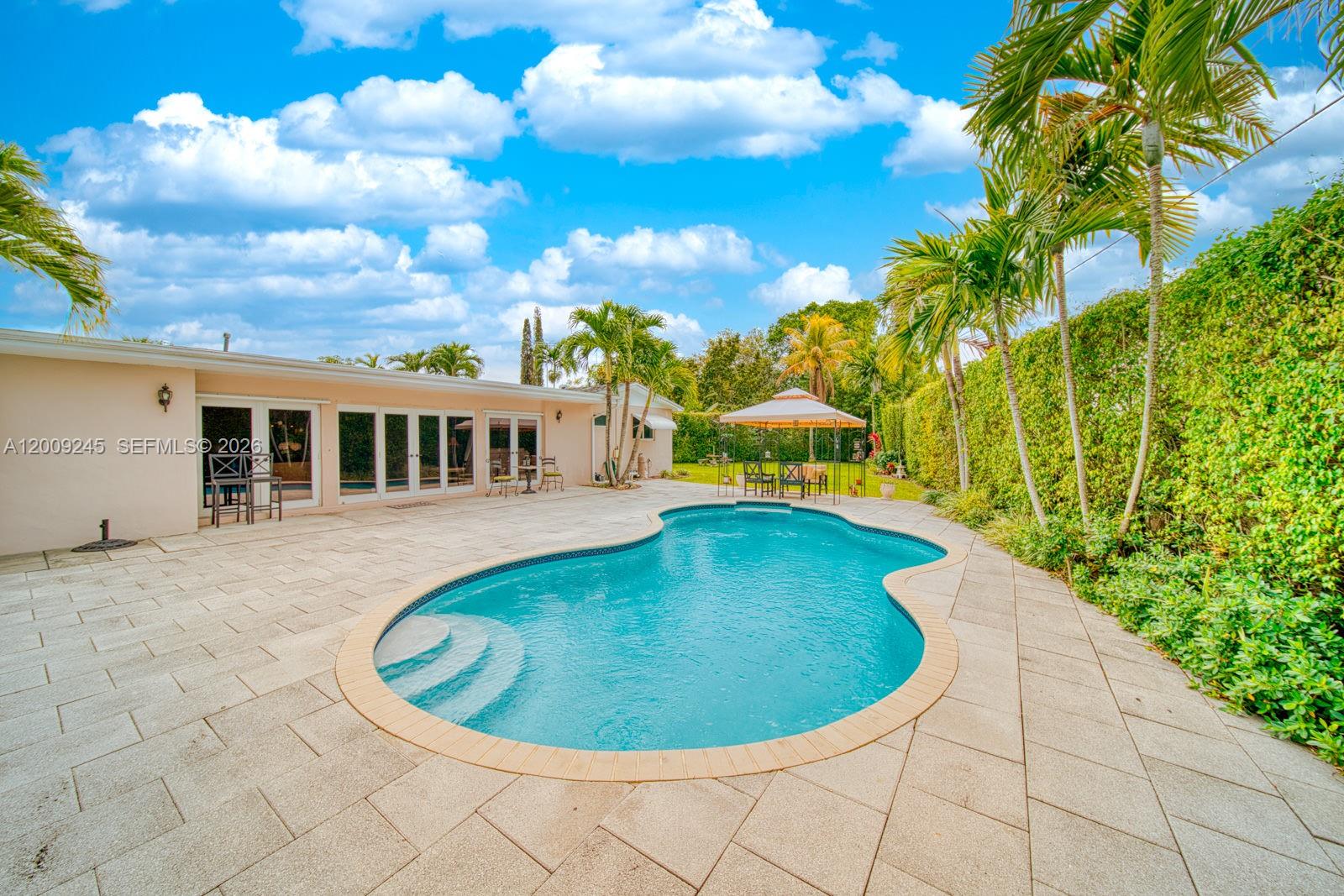 10641 SW 99th Ter Miami, FL 33176