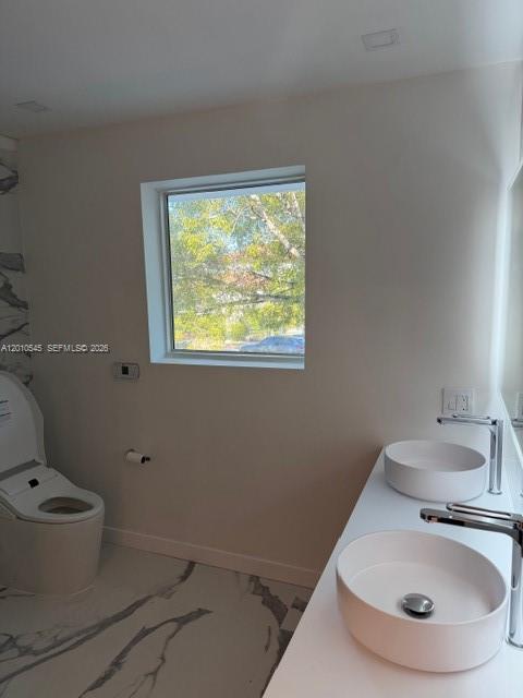 5824 Alton Rd Miami Beach, FL 33140