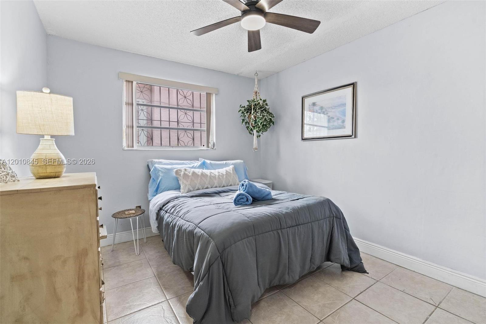 1712 SW 13th St Miami, FL 33145