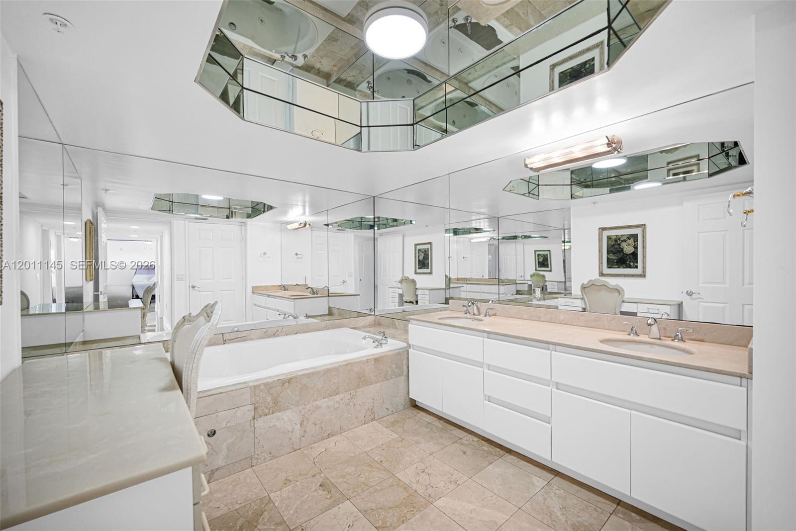 16711 Collins Ave #1804 Sunny Isles Beach, FL 33160