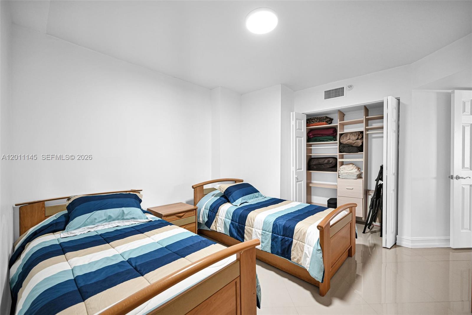16711 Collins Ave #1804 Sunny Isles Beach, FL 33160
