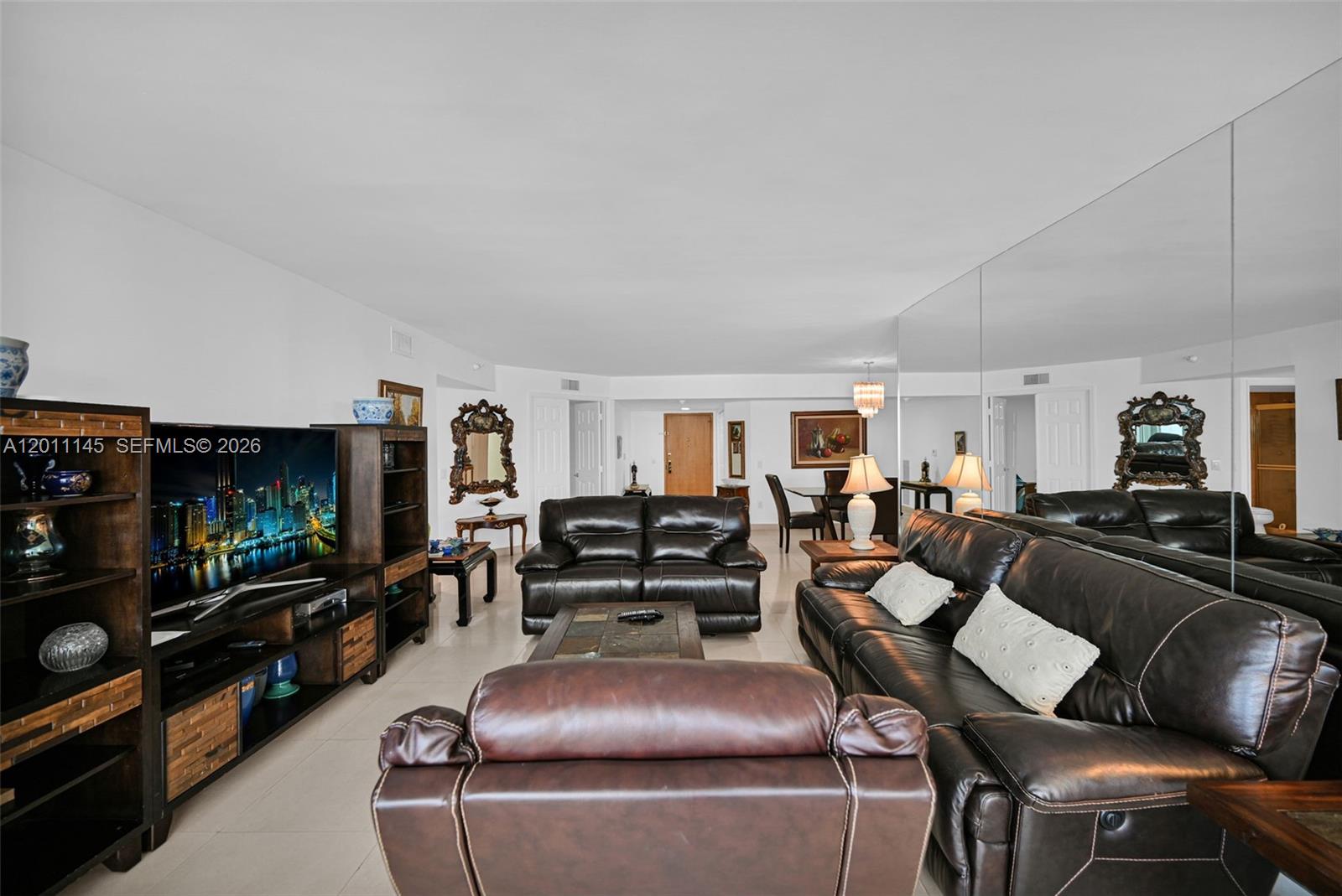 16711 Collins Ave #1804 Sunny Isles Beach, FL 33160
