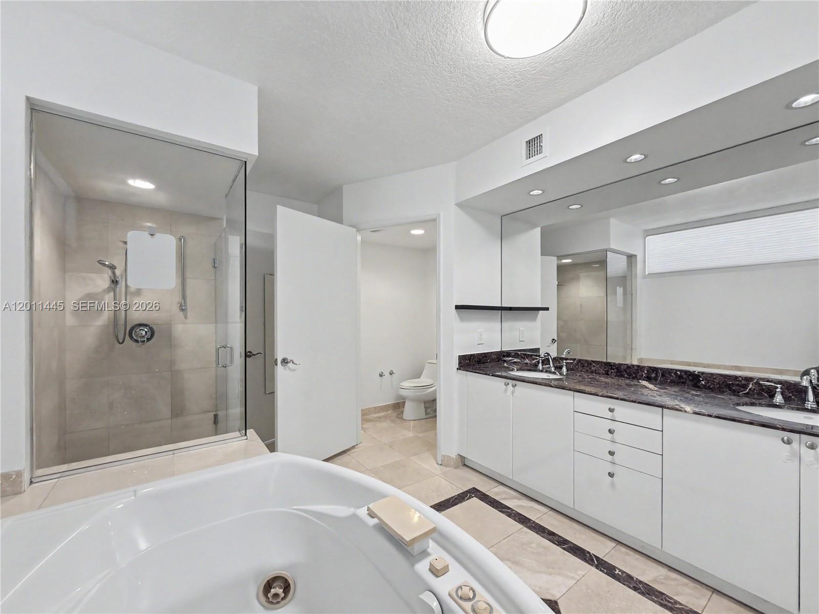 17555 Collins Ave #1502 Sunny Isles Beach, FL 33160