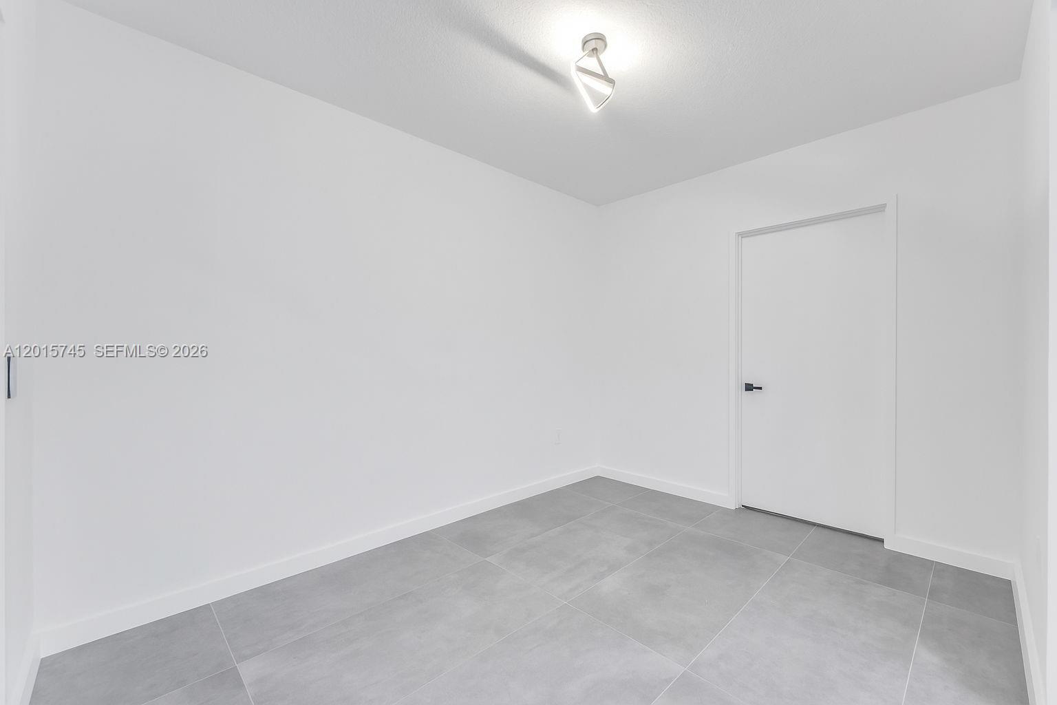 300 Sunny Isles Blvd #4-905 Sunny Isles Beach, FL 33160