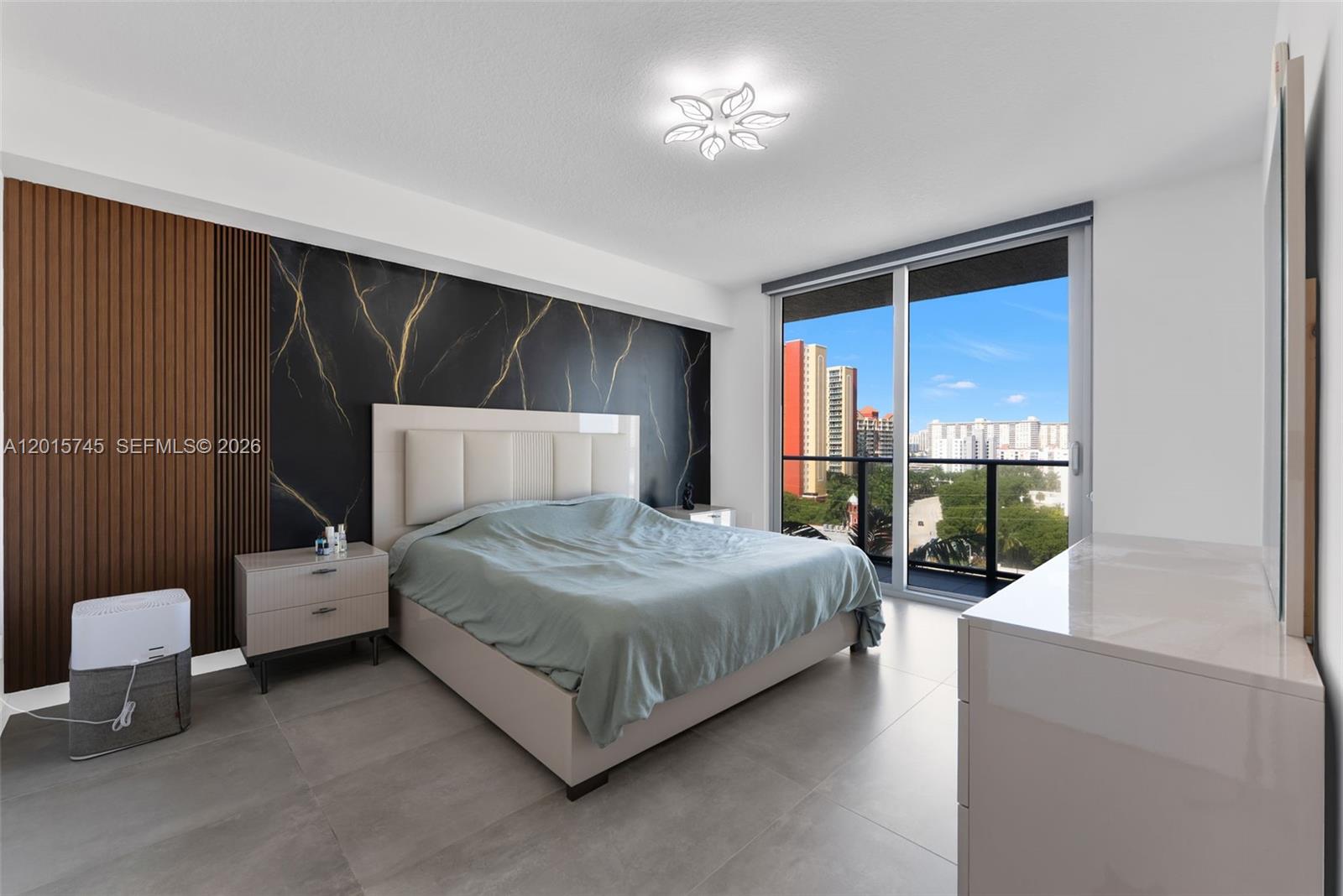 300 Sunny Isles Blvd #4-905 Sunny Isles Beach, FL 33160
