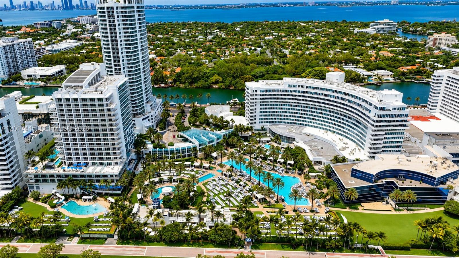 4391 Collins Ave #1903 Miami Beach, FL 33140