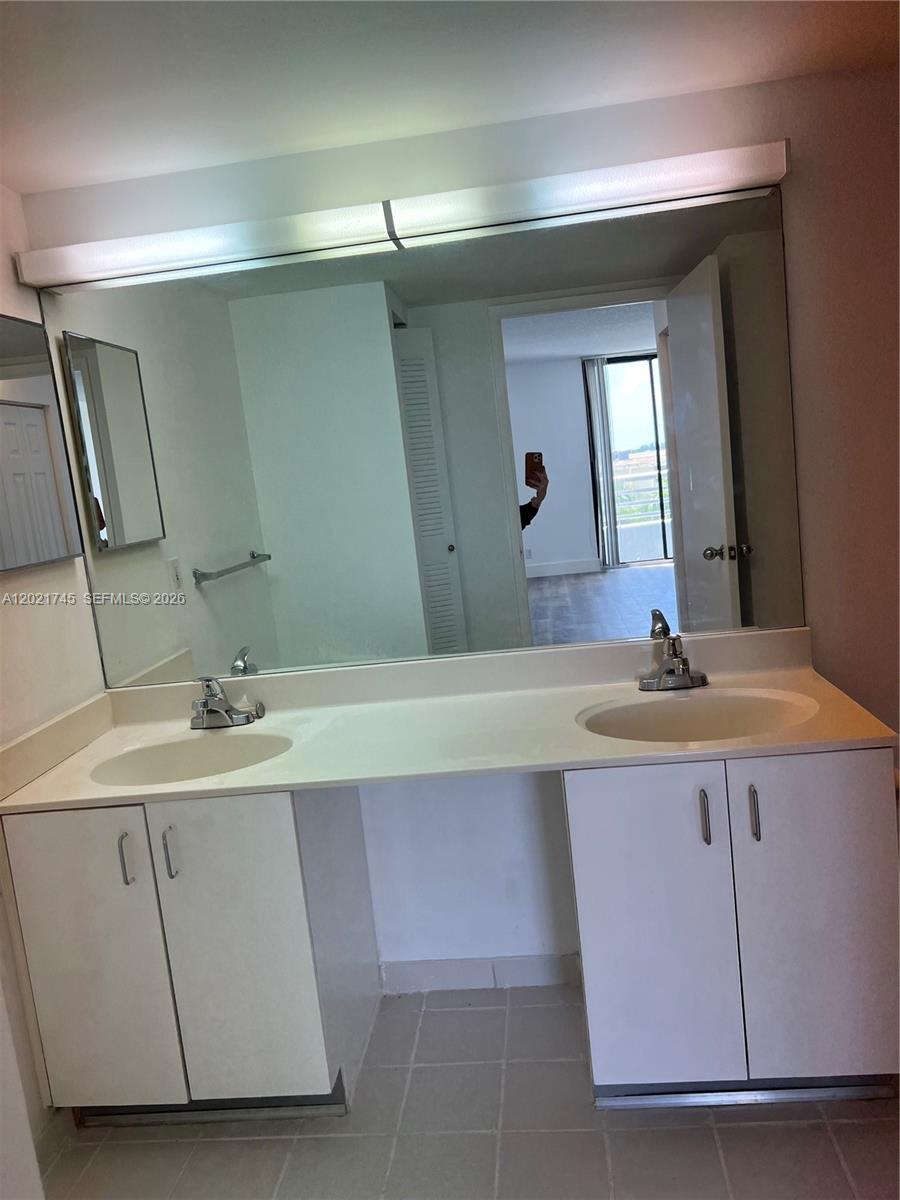 3300 NE 192nd St #616 Aventura, FL 33180