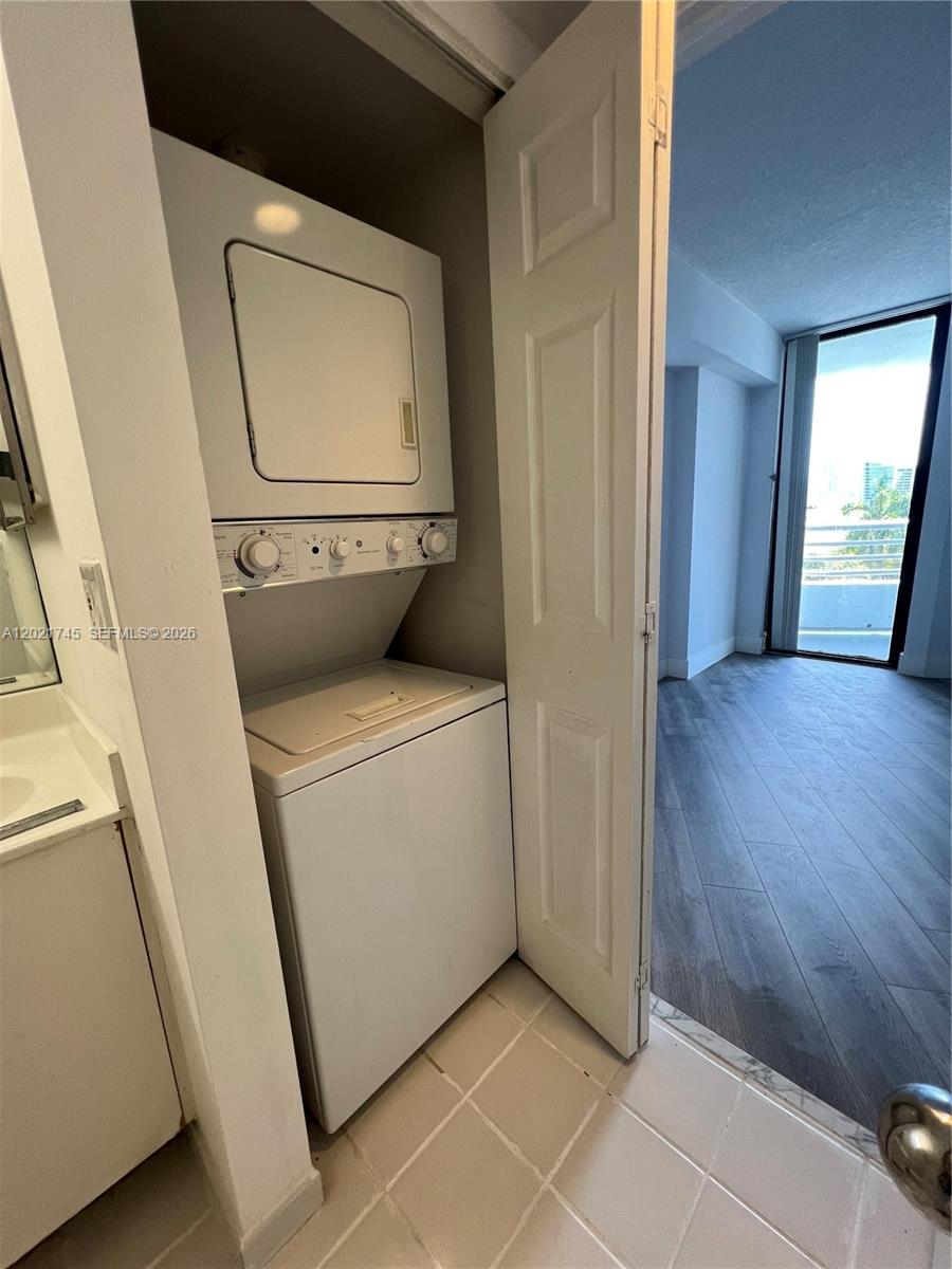3300 NE 192nd St #616 Aventura, FL 33180
