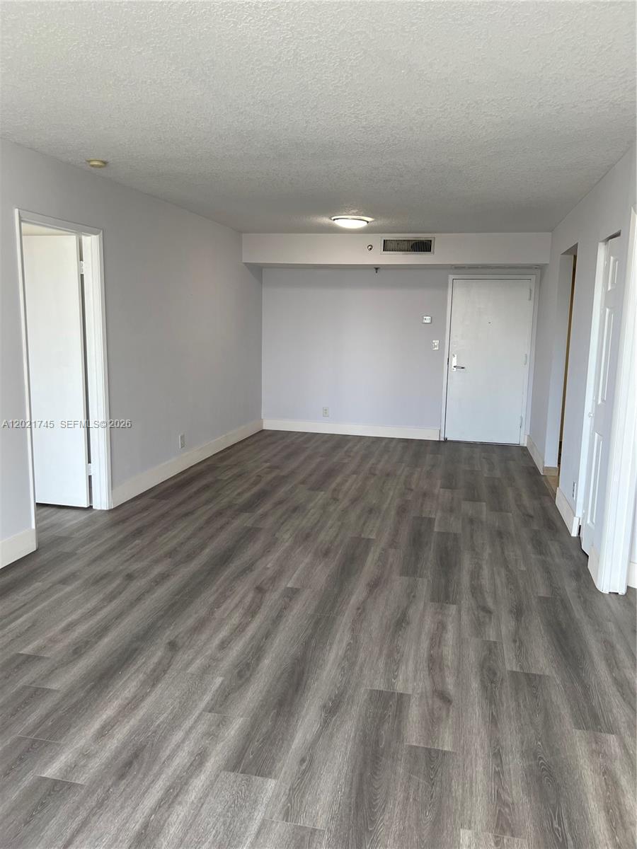 3300 NE 192nd St #616 Aventura, FL 33180