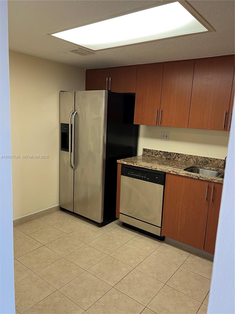 3300 NE 192nd St #616 Aventura, FL 33180