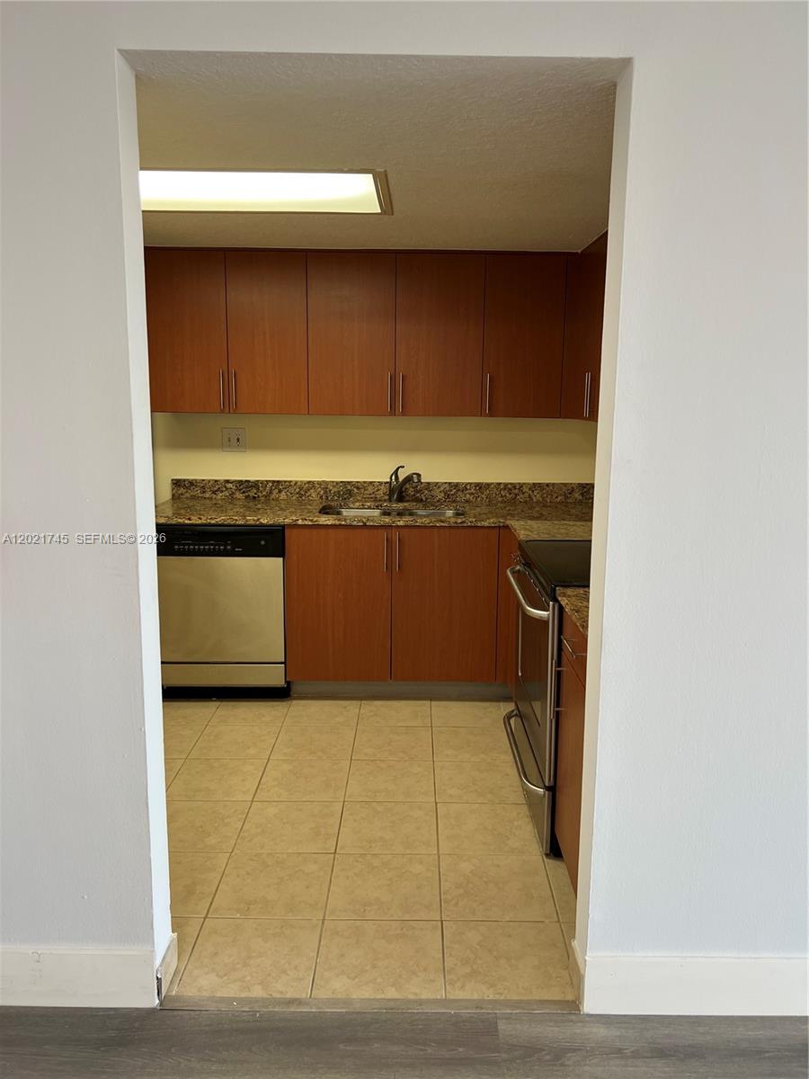 3300 NE 192nd St #616 Aventura, FL 33180