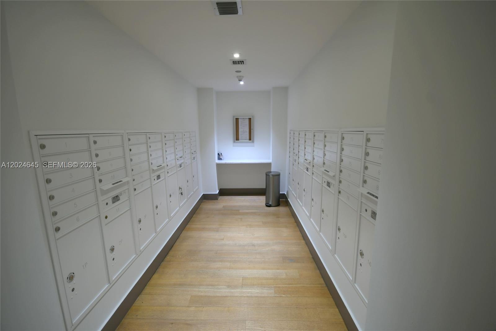 image Cassa Brickell17
