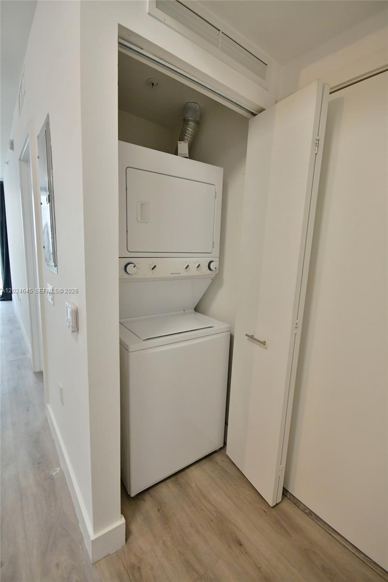 image Cassa Brickell32