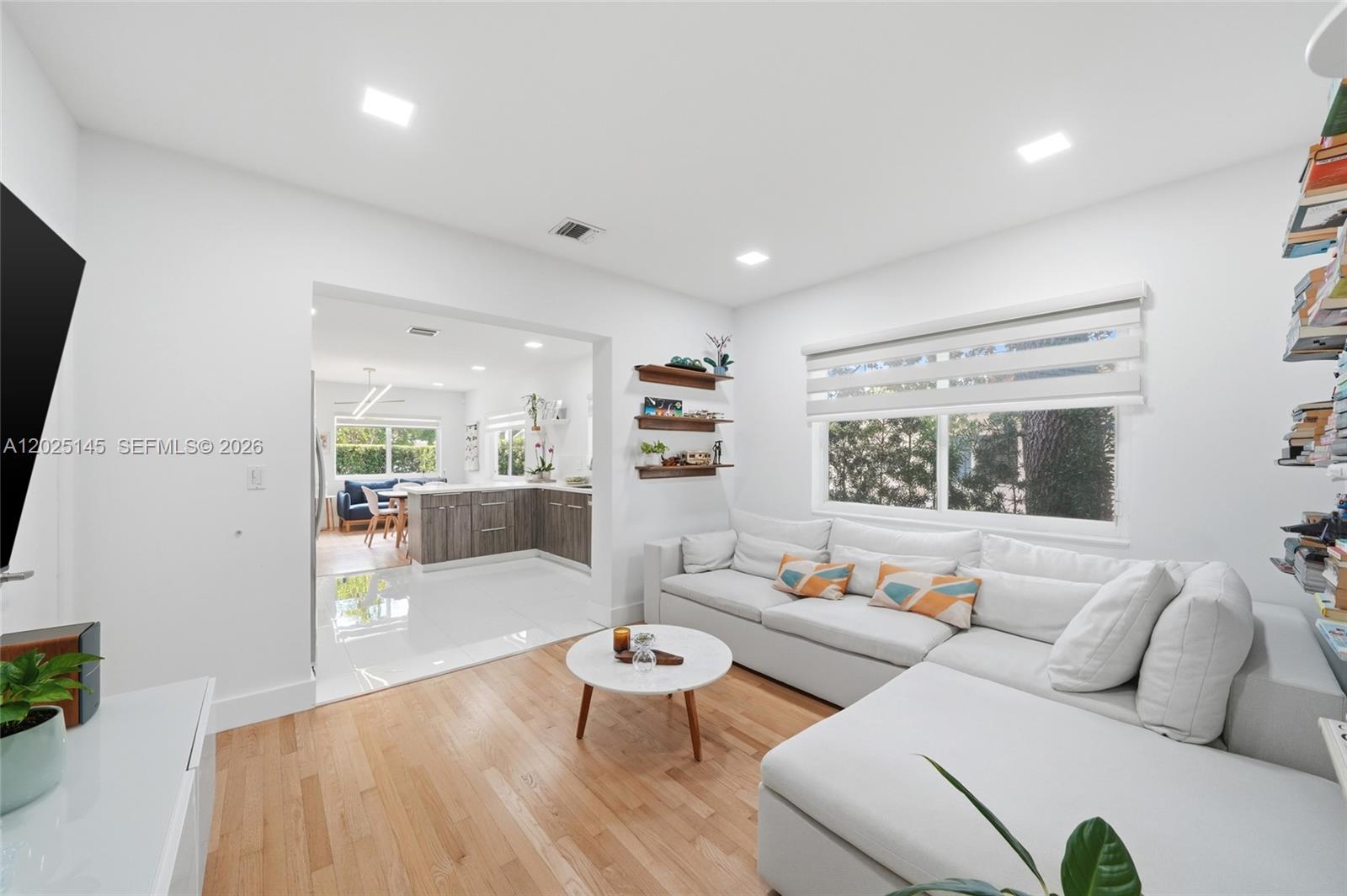 3101 SW 25th Ter Miami, FL 33133