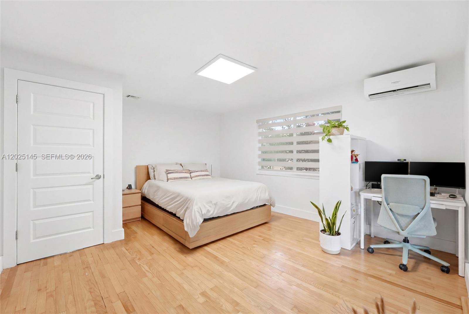 3101 SW 25th Ter Miami, FL 33133