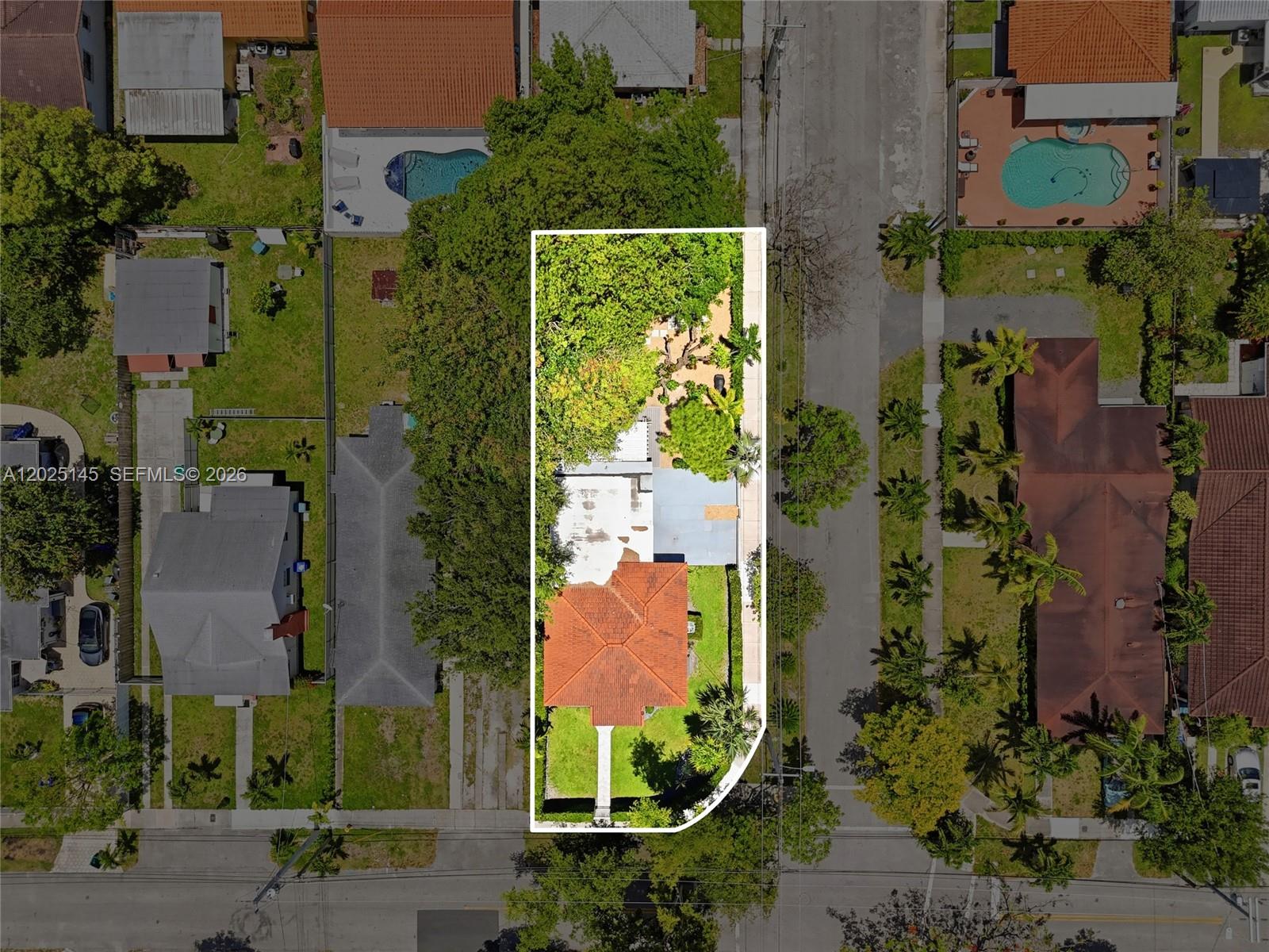 3101 SW 25th Ter Miami, FL 33133
