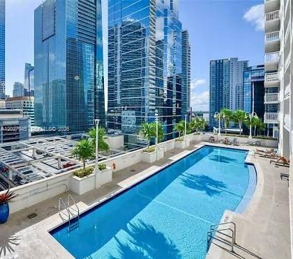image The Club at Brickell Bay0