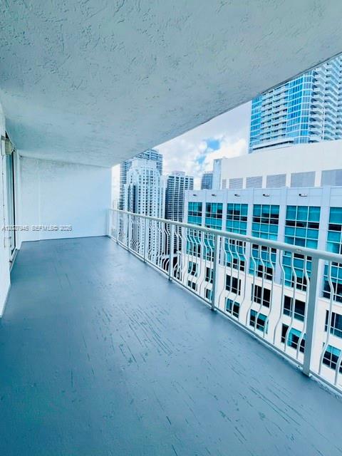 image The Club at Brickell Bay27