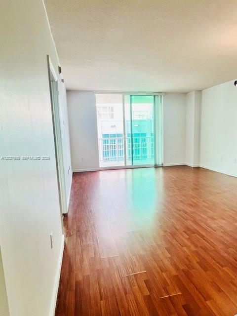 image The Club at Brickell Bay6
