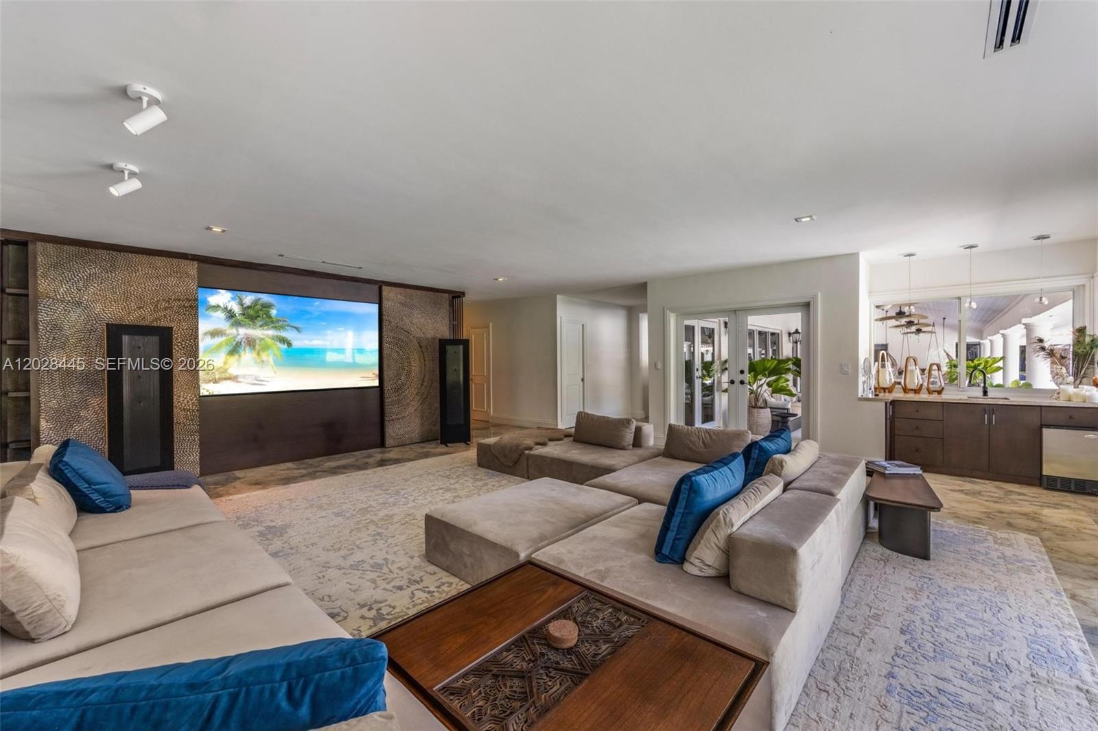 8251 Old Cutler Rd Coral Gables, FL 33143