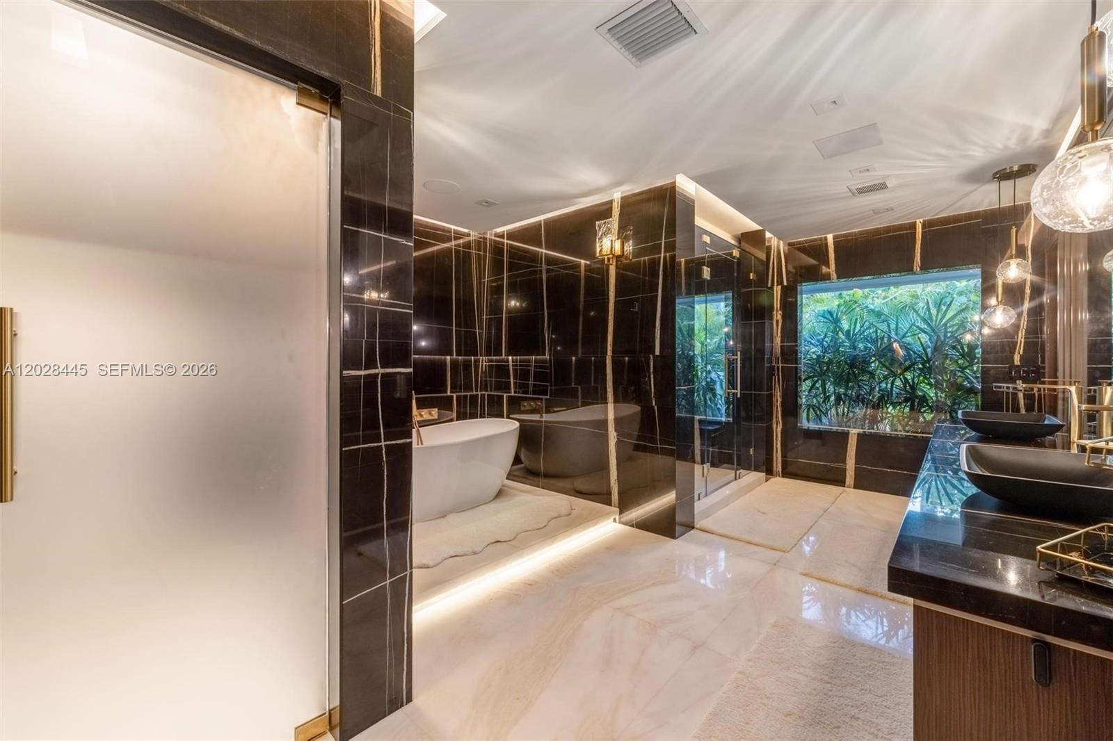 8251 Old Cutler Rd Coral Gables, FL 33143