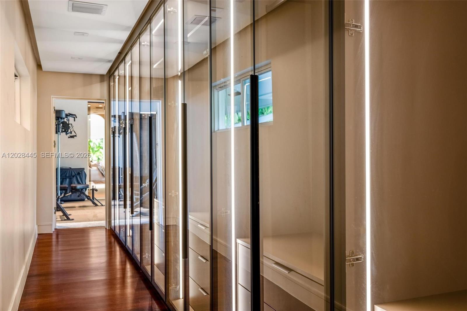 8251 Old Cutler Rd Coral Gables, FL 33143