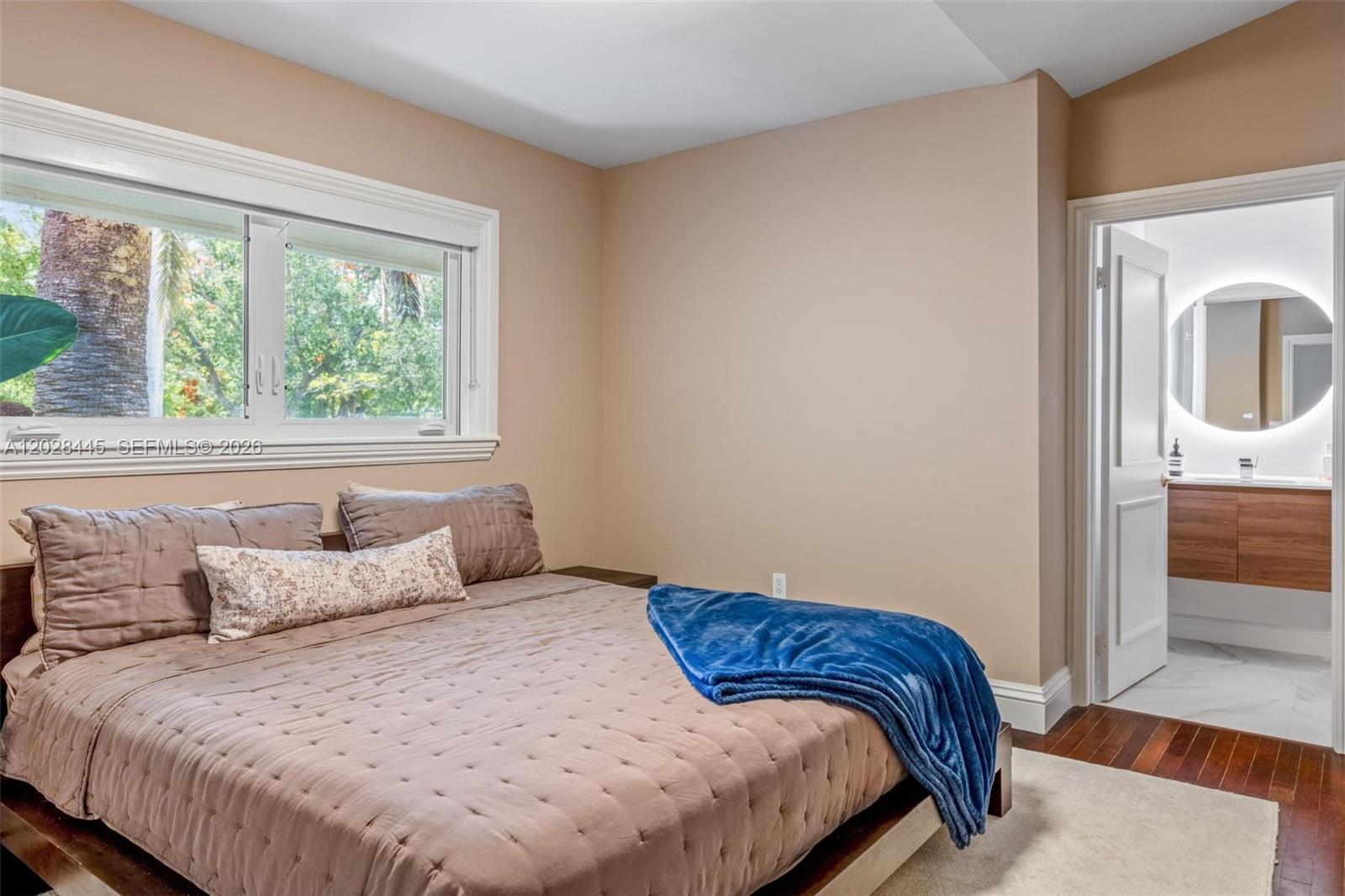 8251 Old Cutler Rd Coral Gables, FL 33143