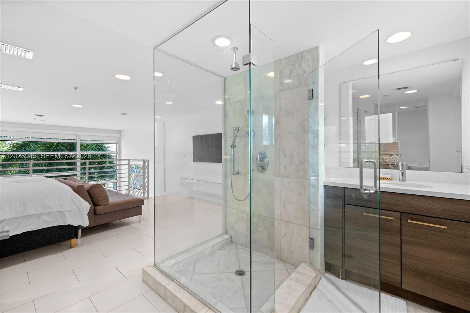 421 Meridian Ave #6 Miami Beach, FL 33139