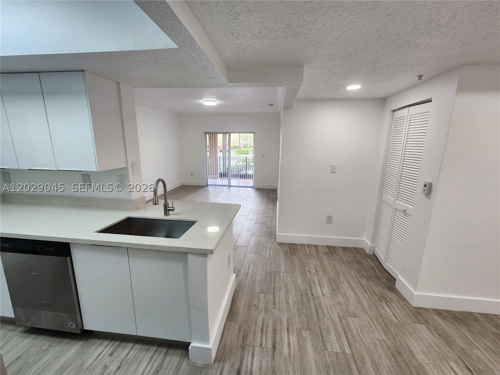 215 SW 117th Ter #14101