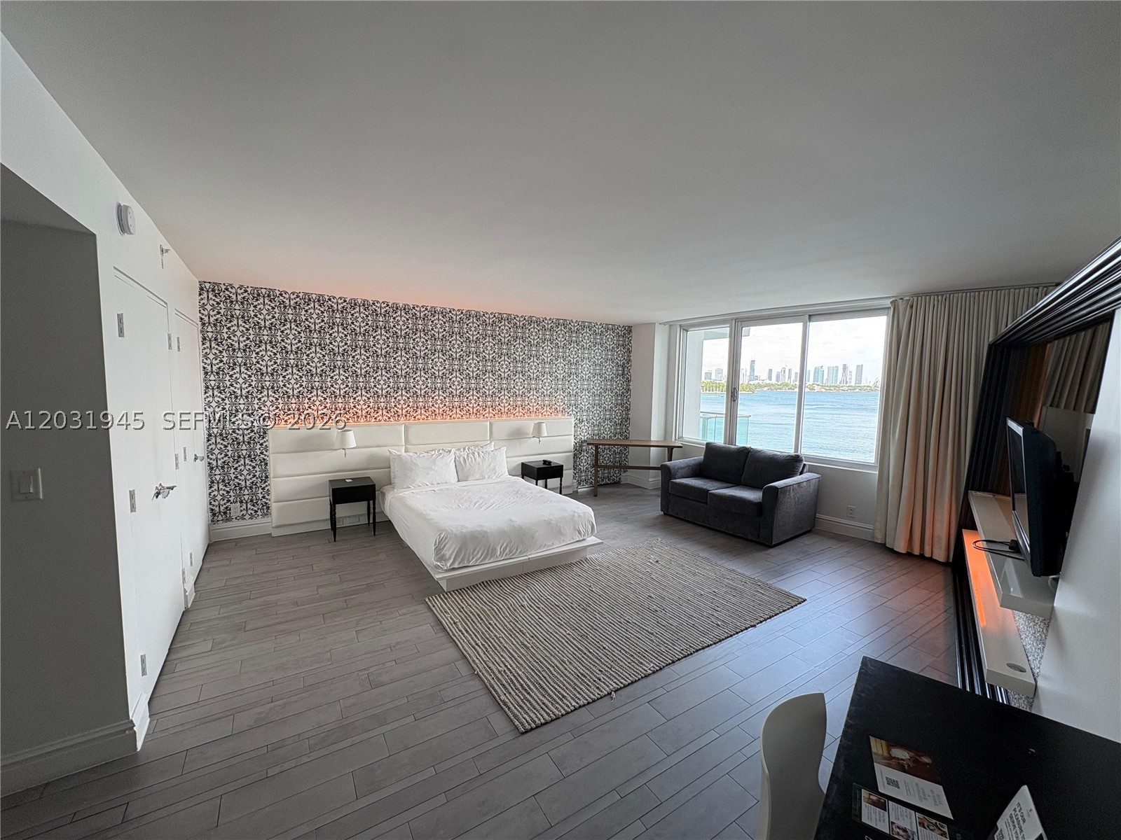 image Mondrian South Beach2