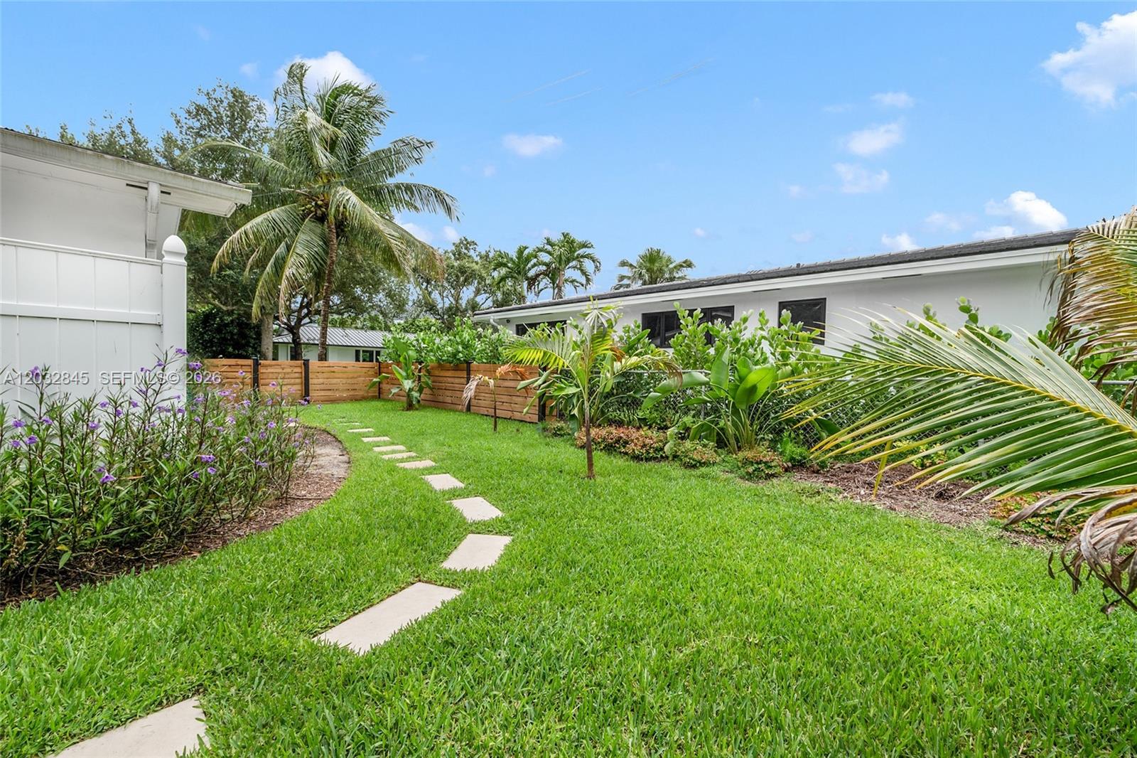 7345 SW 122nd St Pinecrest, FL 33156