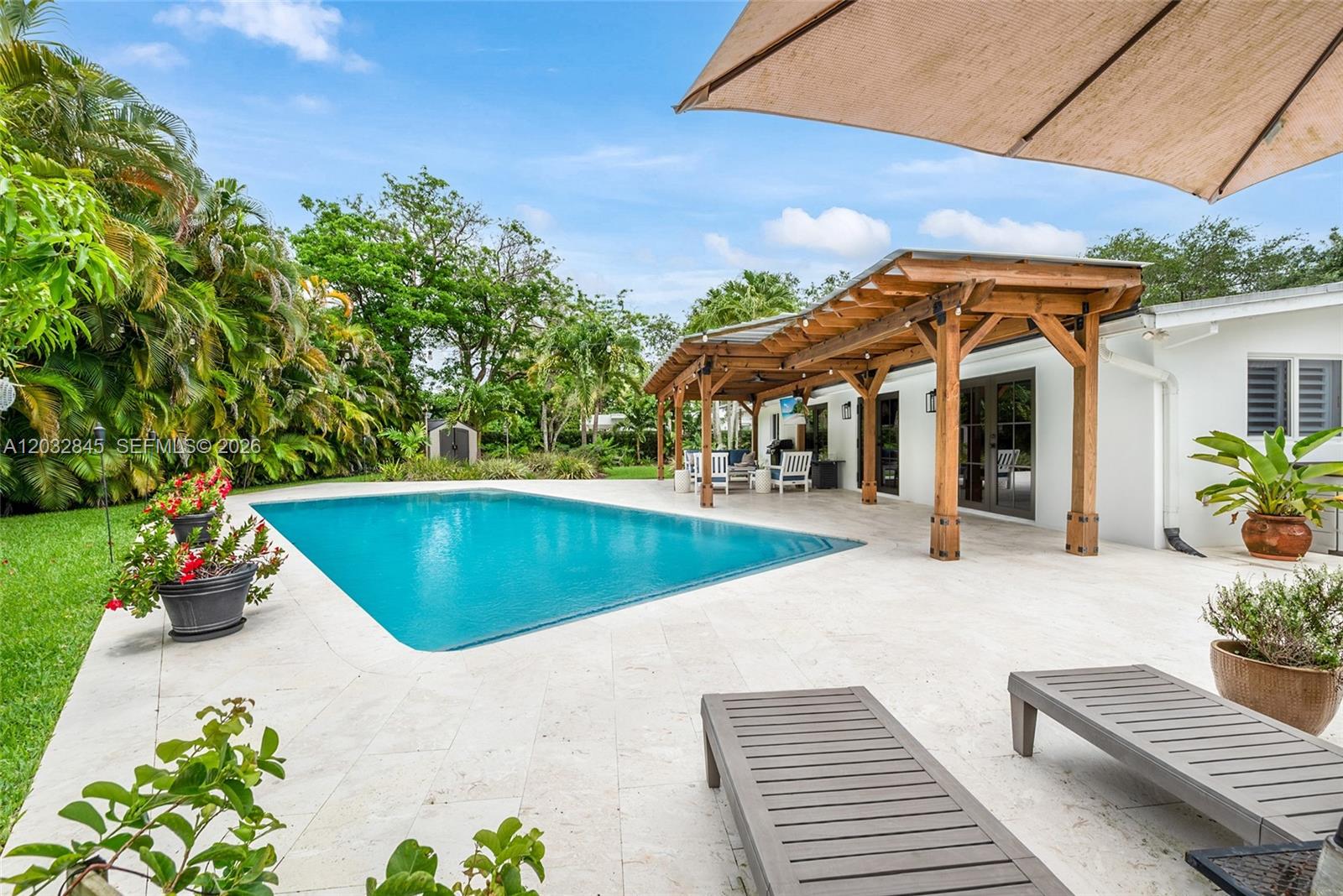 7345 SW 122nd St Pinecrest, FL 33156