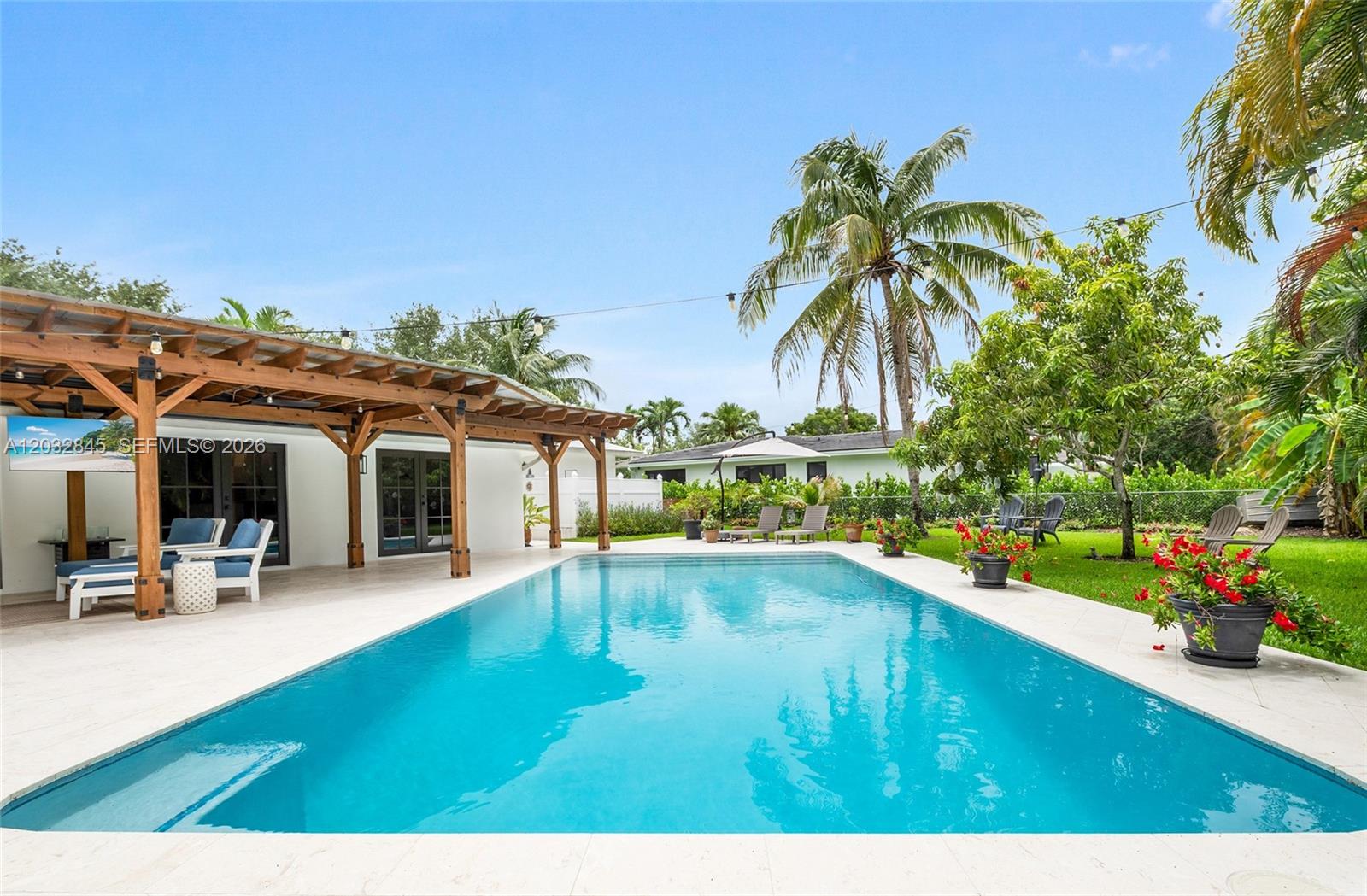 7345 SW 122nd St Pinecrest, FL 33156