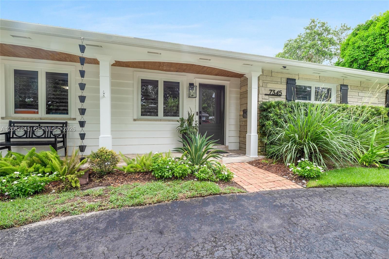 7345 SW 122nd St Pinecrest, FL 33156