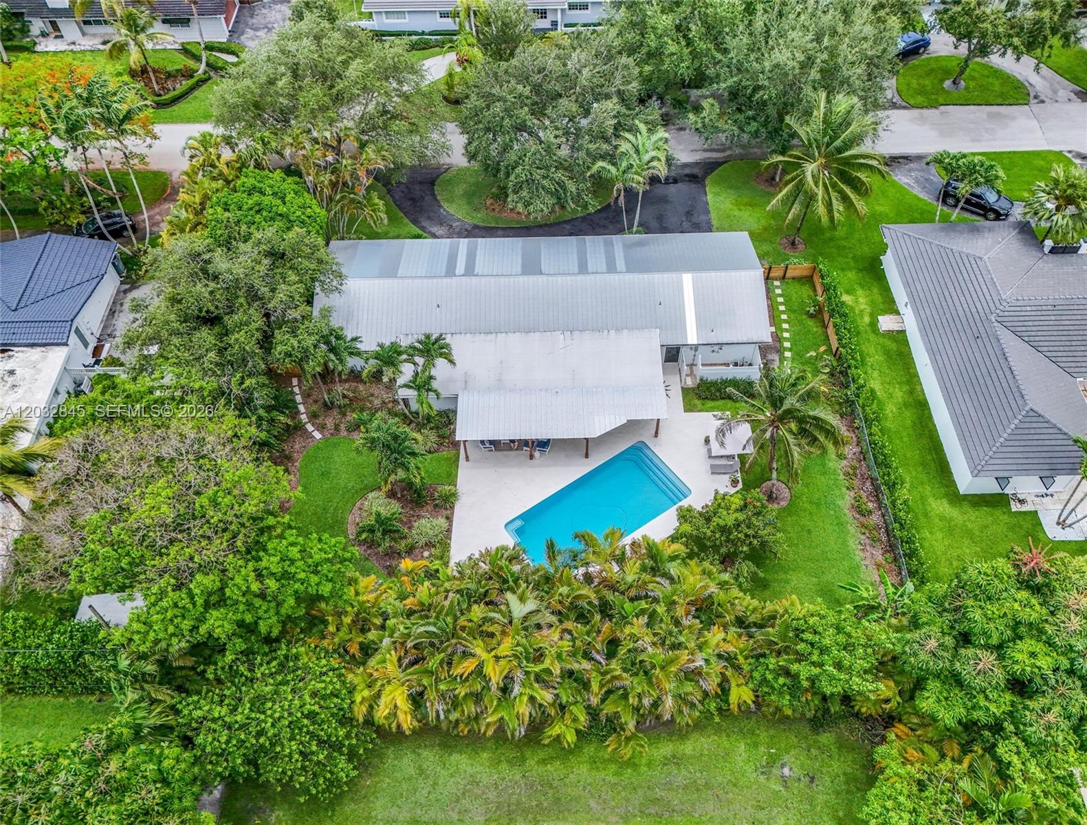 7345 SW 122nd St Pinecrest, FL 33156
