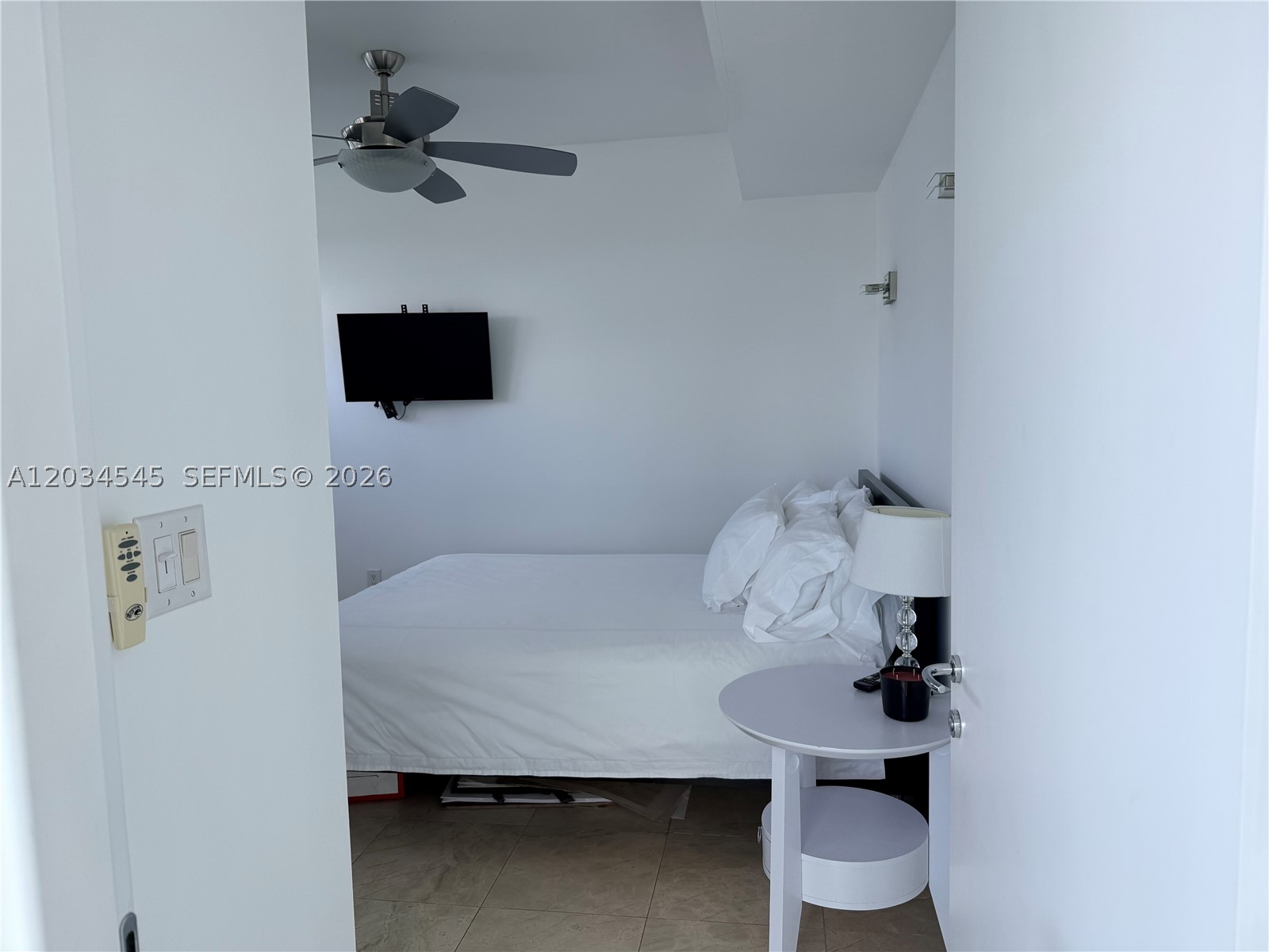 6000 Indian Crk Dr #10A Miami Beach, FL 33140
