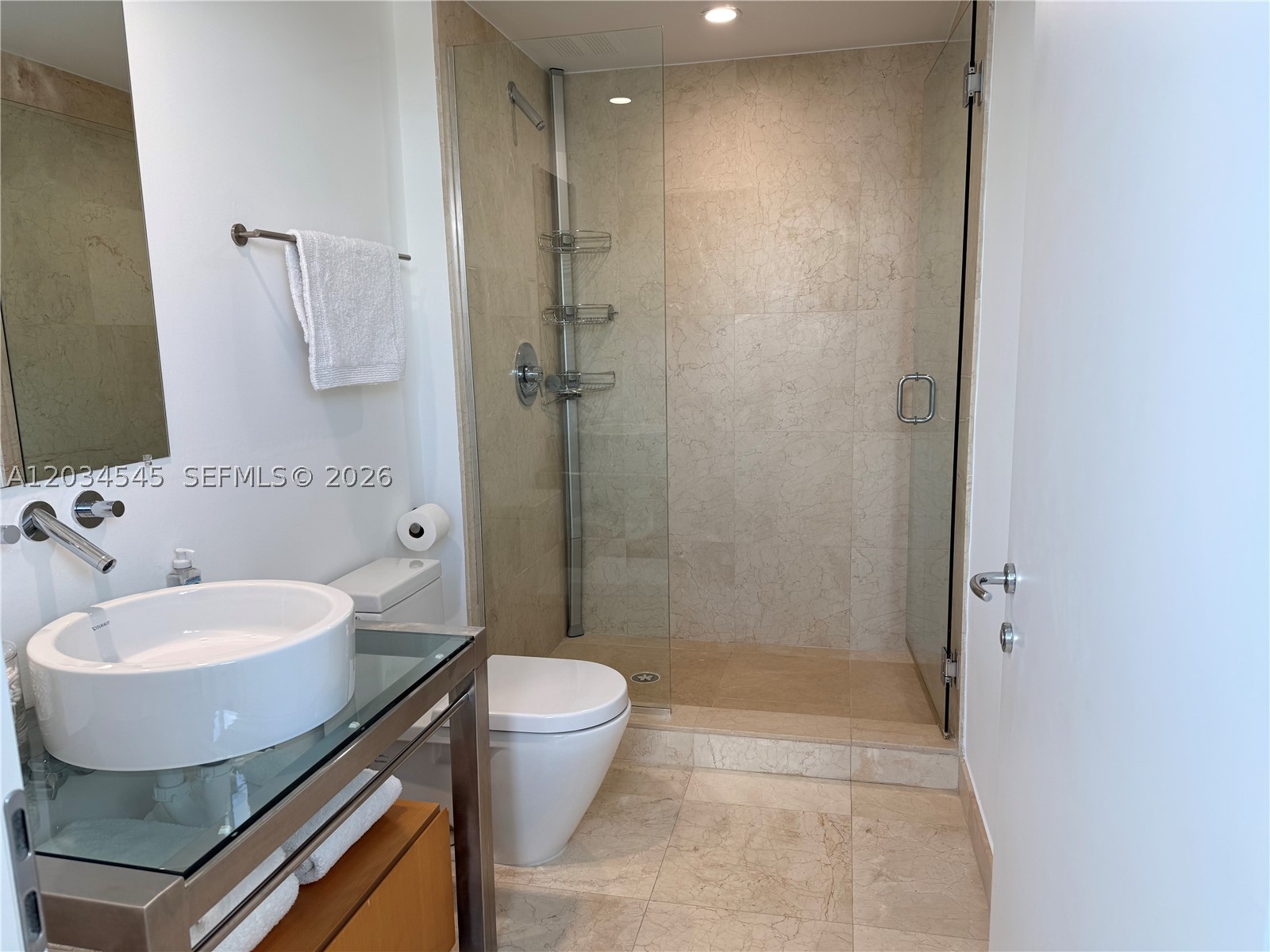 6000 Indian Crk Dr #10A Miami Beach, FL 33140