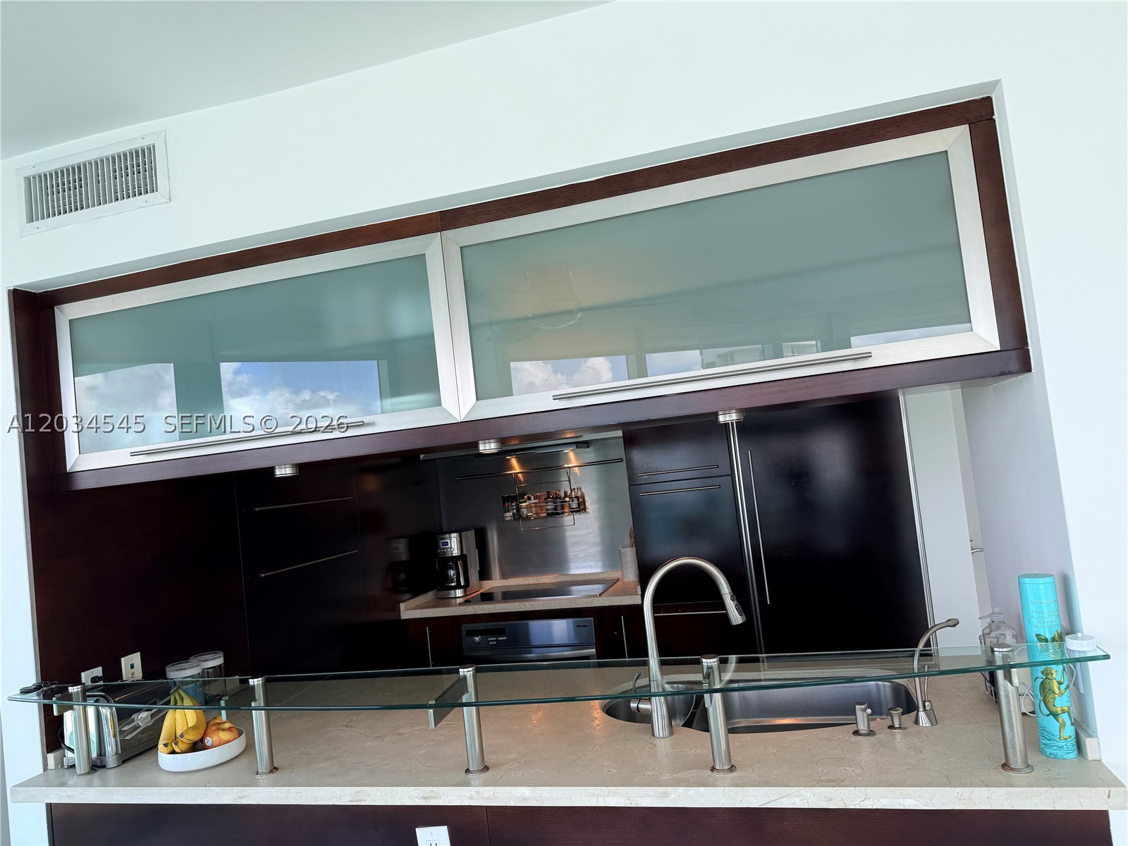 6000 Indian Crk Dr #10A Miami Beach, FL 33140