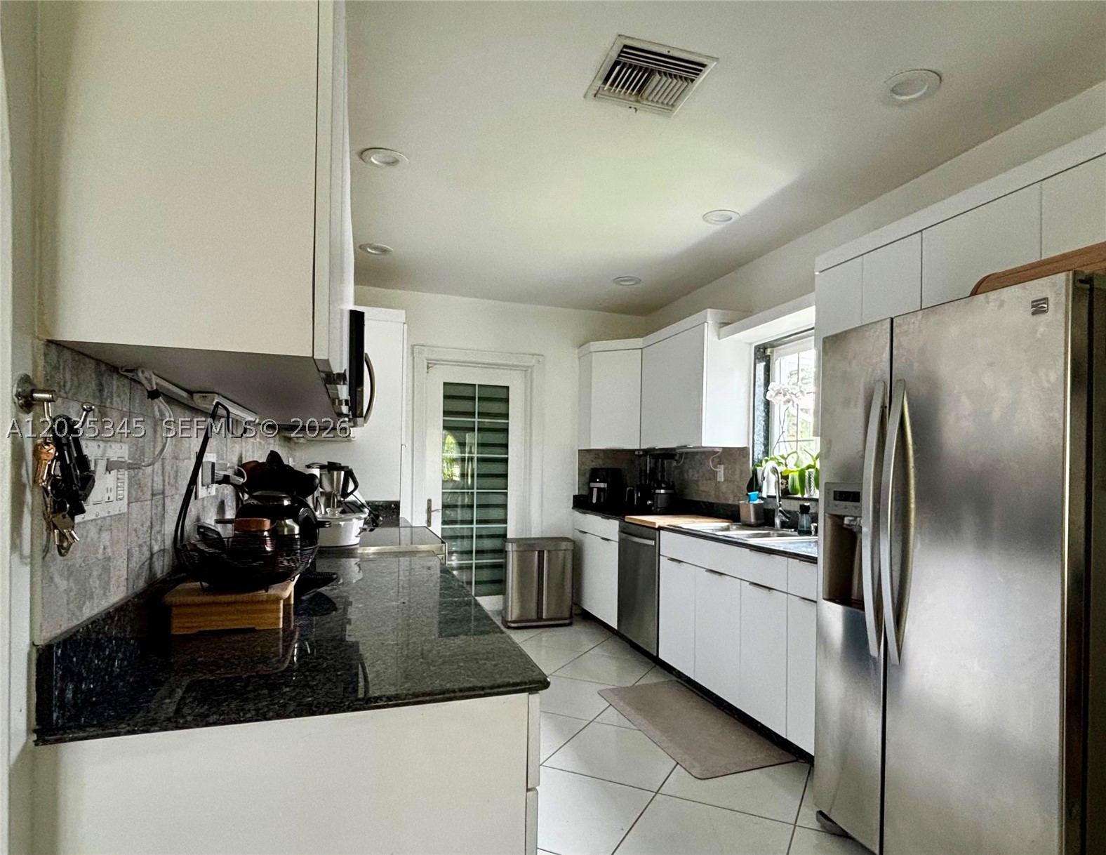 745 S Shore Dr Miami Beach, FL 33141
