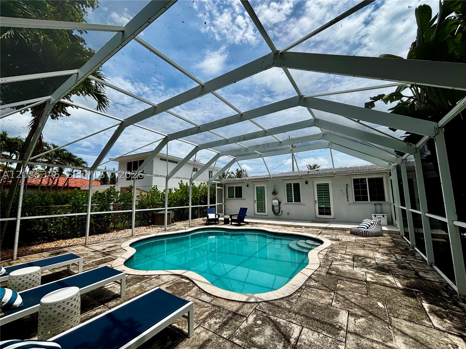 745 S Shore Dr Miami Beach, FL 33141