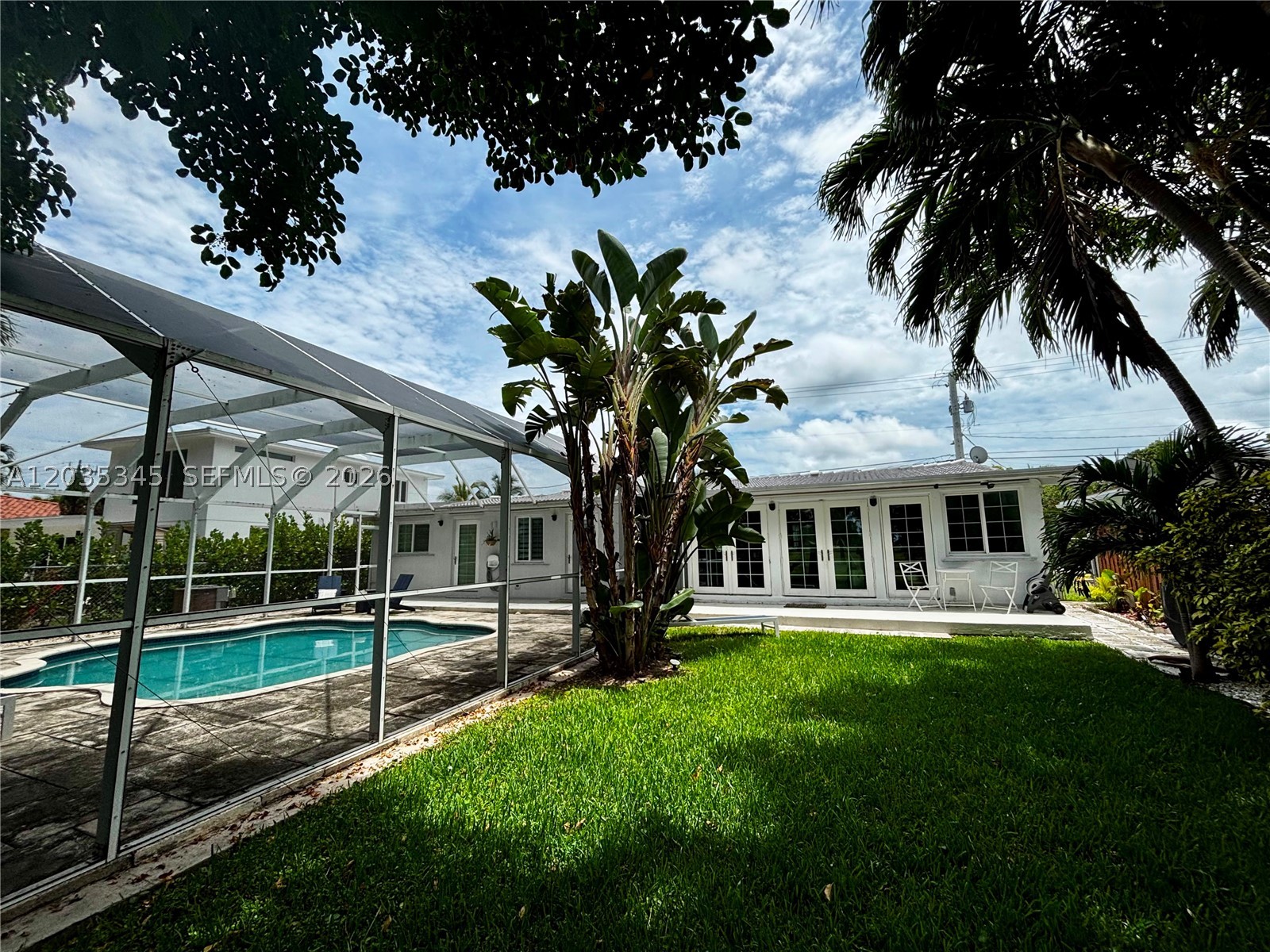 745 S Shore Dr Miami Beach, FL 33141